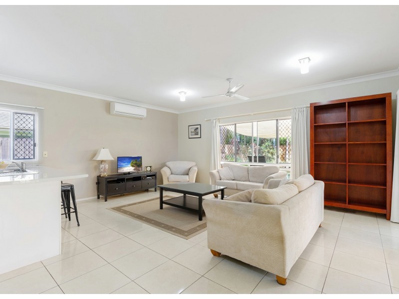 21 Riflebird Crescent, Mossman QLD 4873