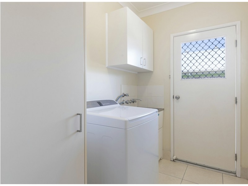 21 Riflebird Crescent, Mossman QLD 4873