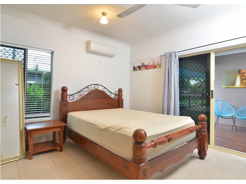 4 Riflebird Crescent, Mossman QLD 4873