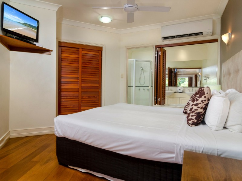 221 Mantra on the Inlet/18-20 Wharf Street, Port Douglas QLD 4877