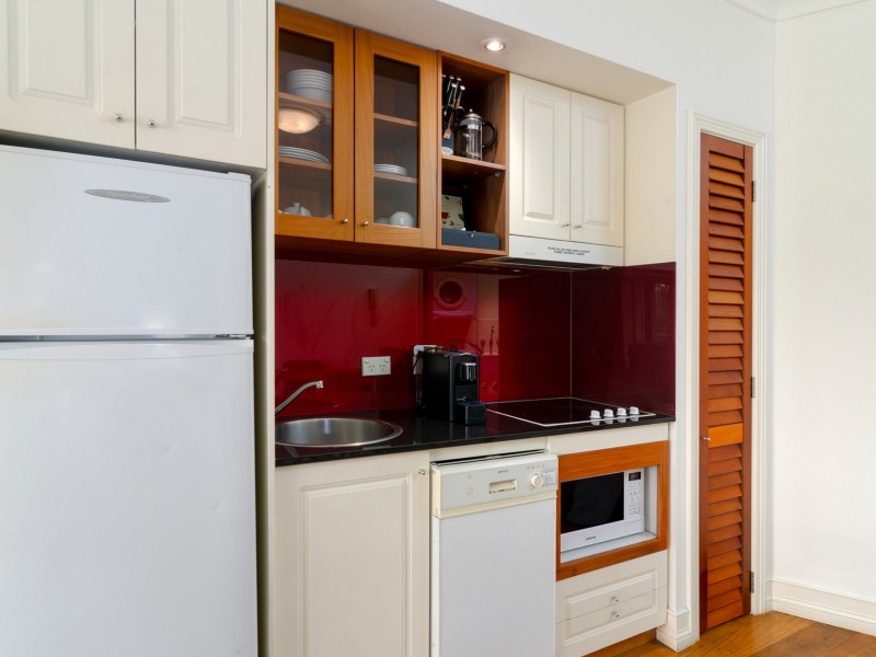 221 Mantra on the Inlet/18-20 Wharf Street, Port Douglas QLD 4877