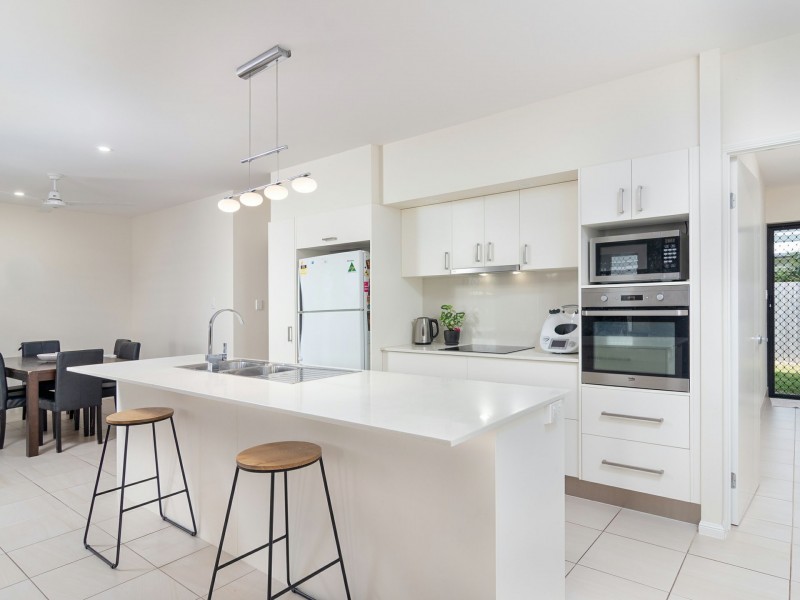 33 Bayil Drive, Cooya Beach QLD 4873
