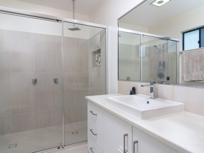 33 Bayil Drive, Cooya Beach QLD 4873