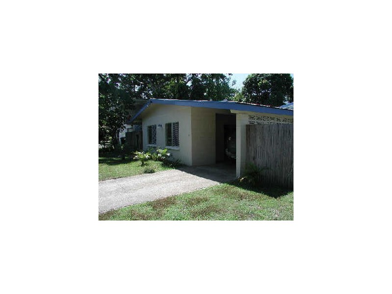 8 Seabrook Avenue, Port Douglas QLD 4877