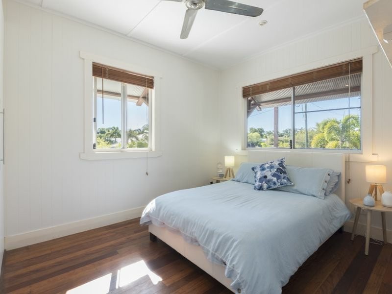 15 Cooya Beach Road, Cooya Beach QLD 4873