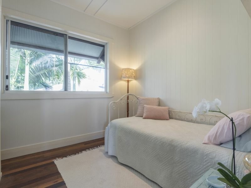 15 Cooya Beach Road, Cooya Beach QLD 4873