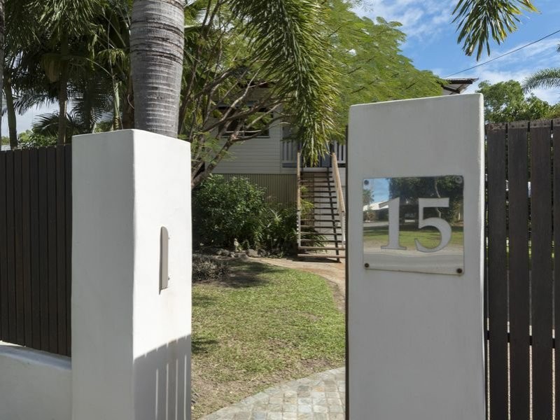 15 Cooya Beach Road, Cooya Beach QLD 4873