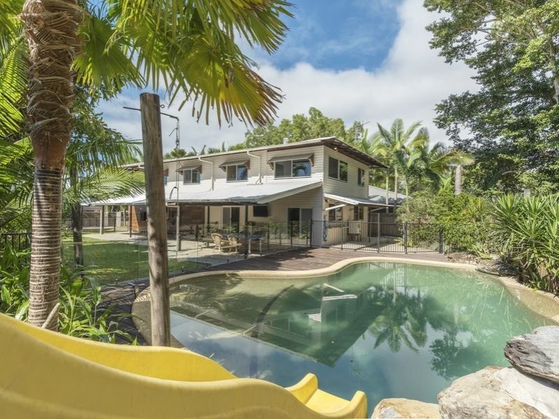 15 Cooya Beach Road, Cooya Beach QLD 4873