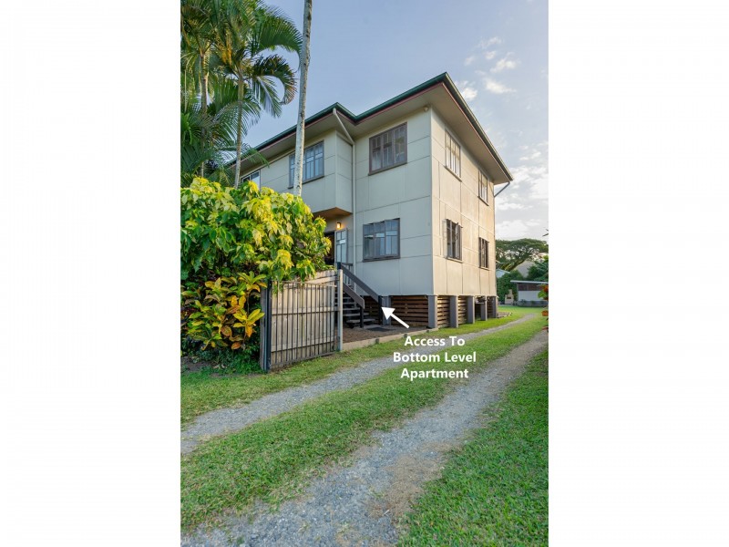 8 Mossman Street, Mossman QLD 4873
