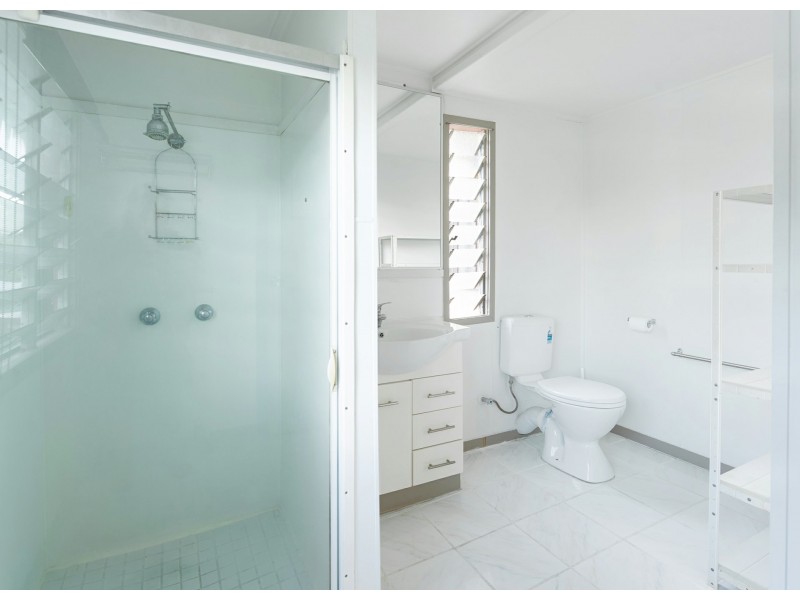 8 Mossman Street, Mossman QLD 4873