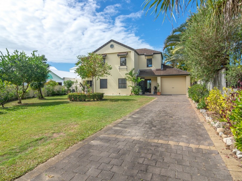 13 Ruby Close, Port Douglas QLD 4877