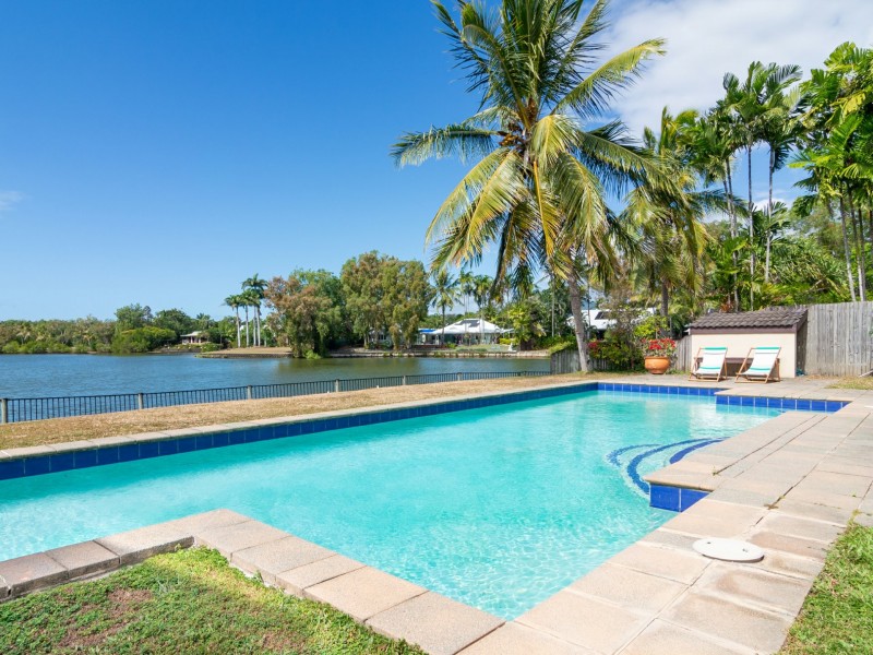 13 Ruby Close, Port Douglas QLD 4877