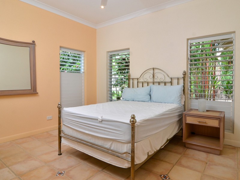 5 Seabrook Avenue, Port Douglas QLD 4877