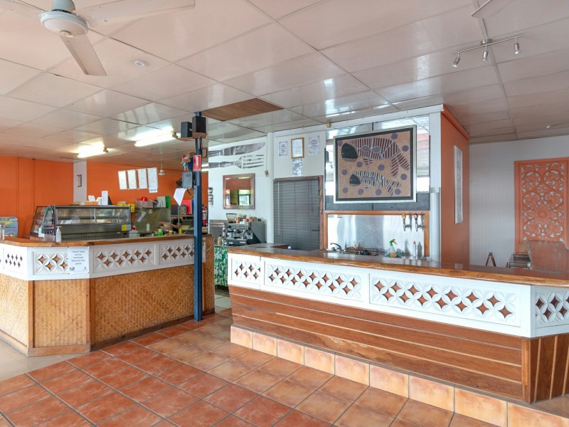 2-6 Foxton Avenue, Mossman QLD 4873