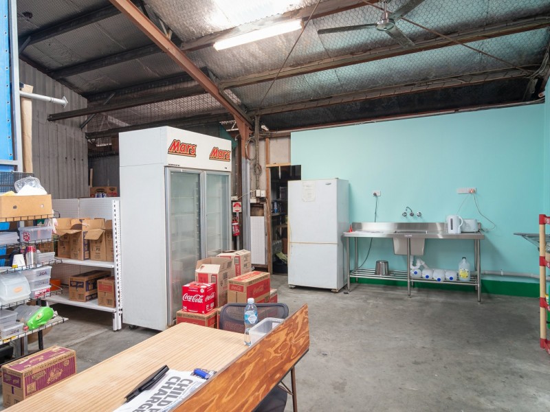 2-6 Foxton Avenue, Mossman QLD 4873