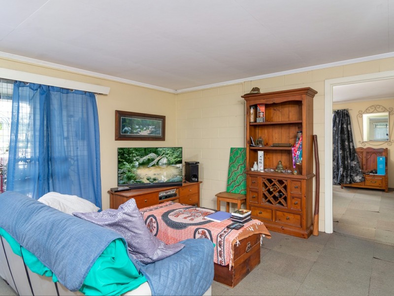 2-6 Foxton Avenue, Mossman QLD 4873