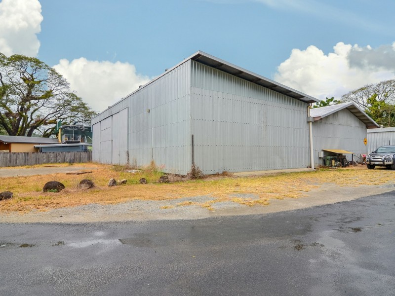 2-6 Foxton Avenue, Mossman QLD 4873