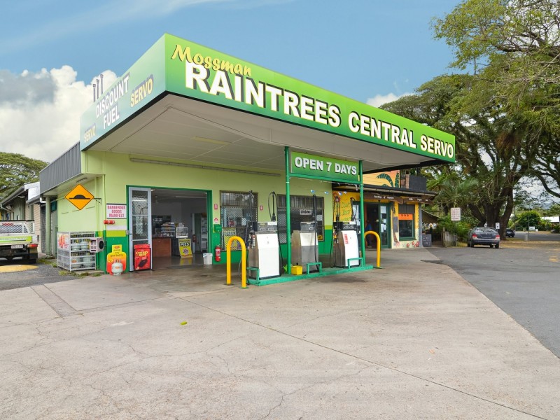 2-6 Foxton Avenue, Mossman QLD 4873