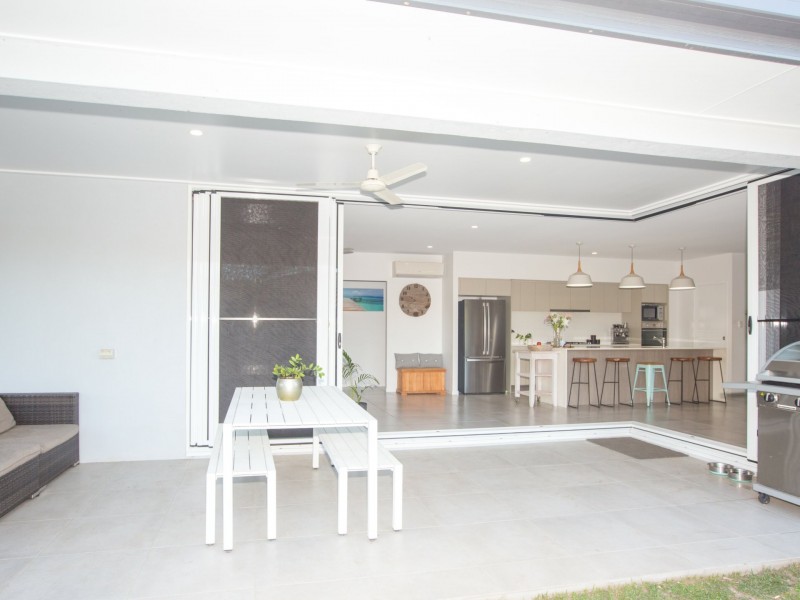 4 Julaji Close, Cooya Beach QLD 4873