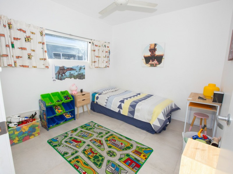 4 Julaji Close, Cooya Beach QLD 4873