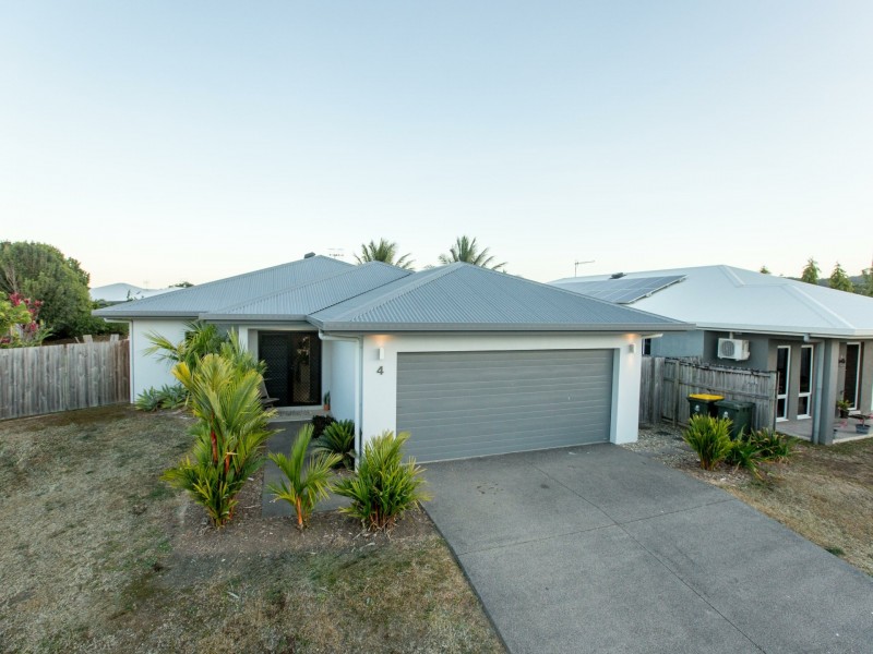 4 Julaji Close, Cooya Beach QLD 4873