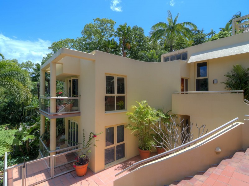 2 The Hill Apartments/48 Murphy Street, Port Douglas QLD 4877