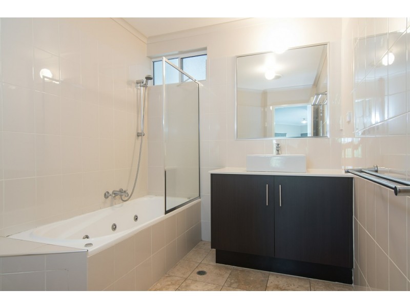 13 Queenslander/8-10 Mudlo Street, Port Douglas QLD 4877