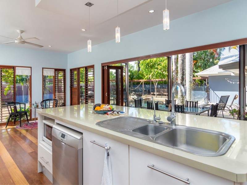 9 Limpet Avenue, Port Douglas QLD 4877