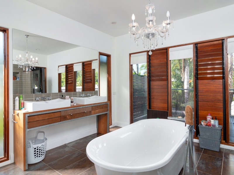 9 Limpet Avenue, Port Douglas QLD 4877