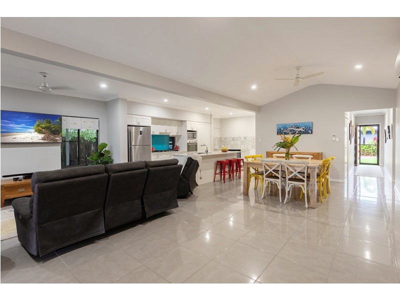 14 Yiki Street, Port Douglas QLD 4877
