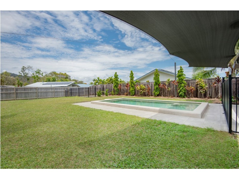 14 Yiki Street, Port Douglas QLD 4877