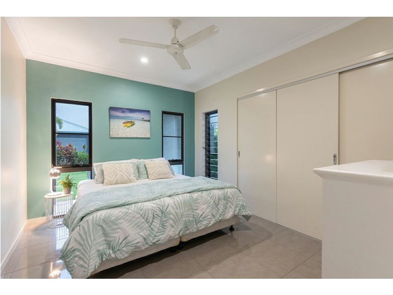 14 Yiki Street, Port Douglas QLD 4877