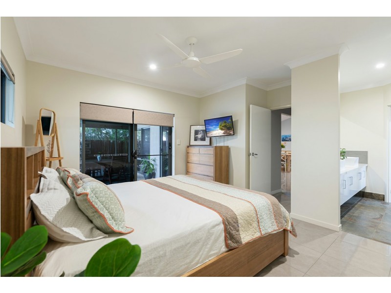 14 Yiki Street, Port Douglas QLD 4877