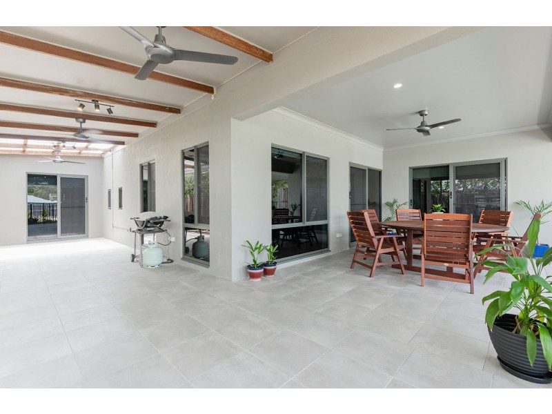 14 Yiki Street, Port Douglas QLD 4877