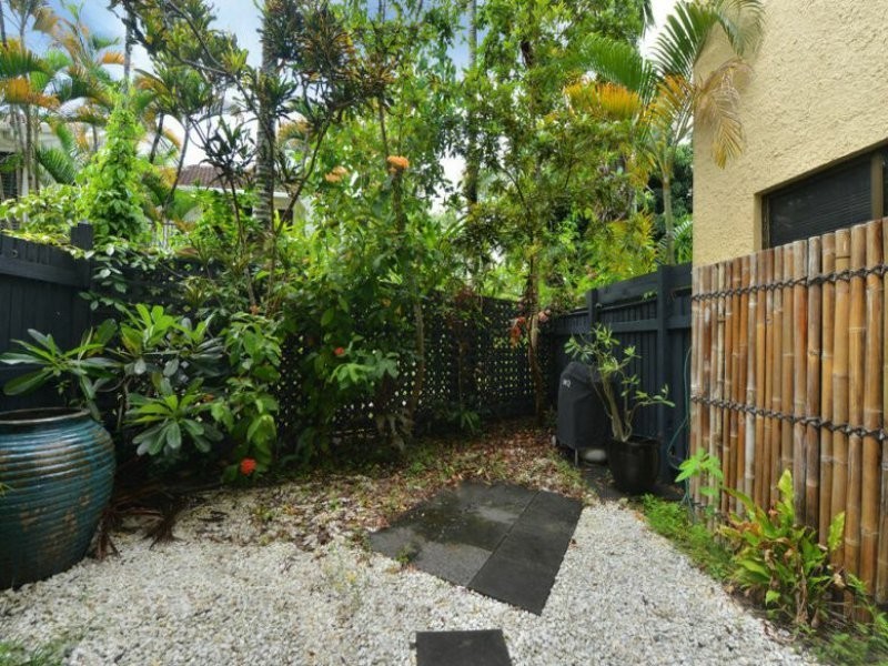 2/5 Little Reef Street, Port Douglas QLD 4877