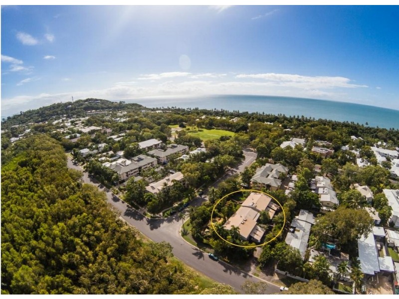 2/1 Blake Street, Port Douglas QLD 4877