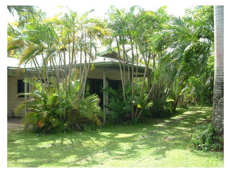 2 Hope Street, Port Douglas QLD 4877