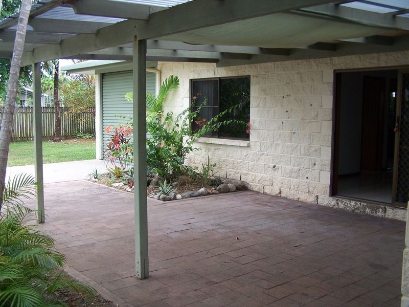 2 Hope Street, Port Douglas QLD 4877