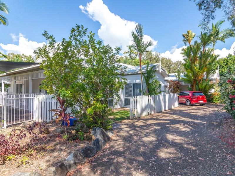 2/127 Davidson Street, Port Douglas QLD 4877