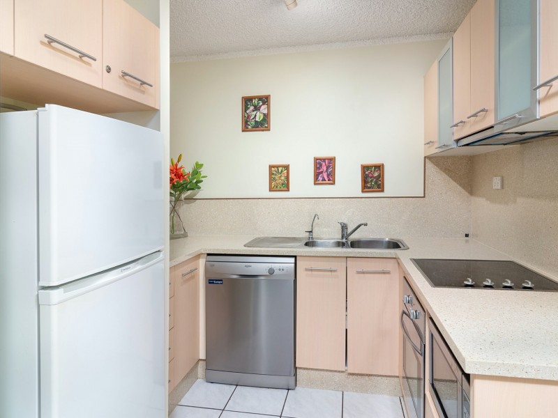 7 Queenslander/8-10 Mudlo Street, Port Douglas QLD 4877