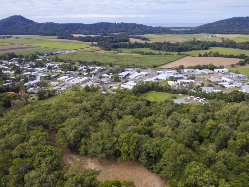 27 Sawmill Road, Mossman QLD 4873