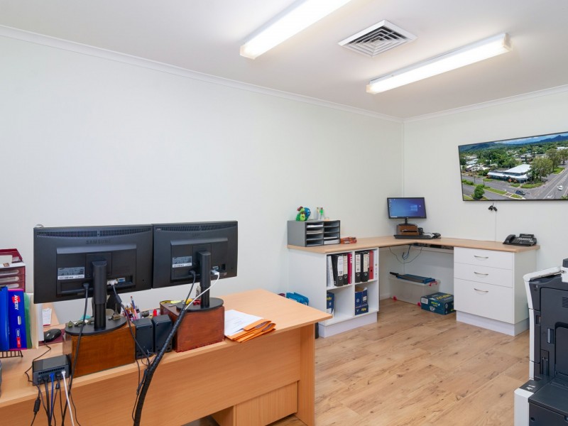 Lots 11 & 13 Mt Demi Plaza/1 Johnston Road, Mossman QLD 4873