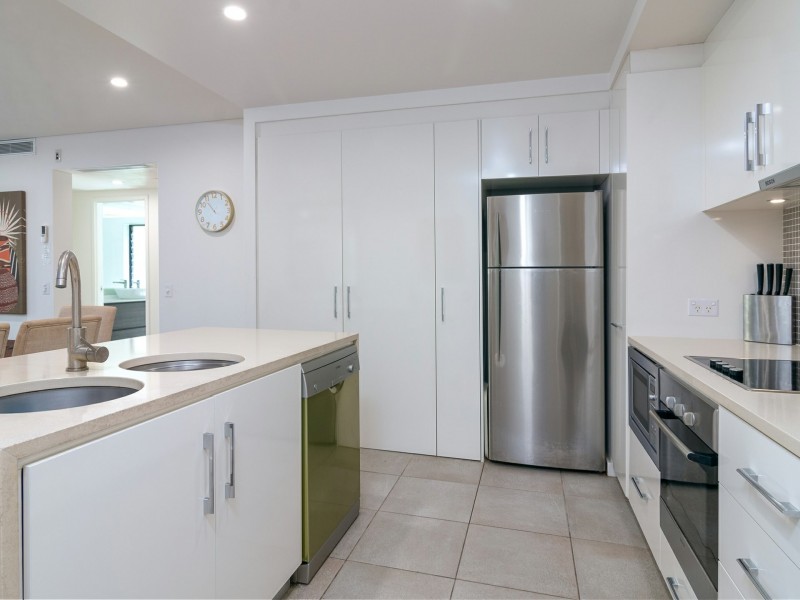 101 & 102 Sea Temple/22 Mitre Street, Port Douglas QLD 4877