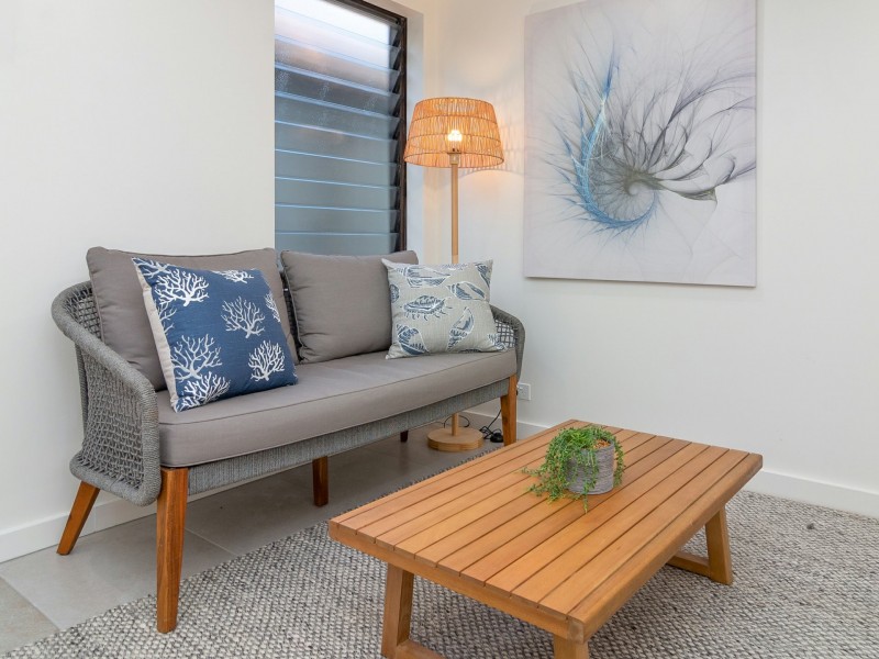 101 & 102 Sea Temple/22 Mitre Street, Port Douglas QLD 4877