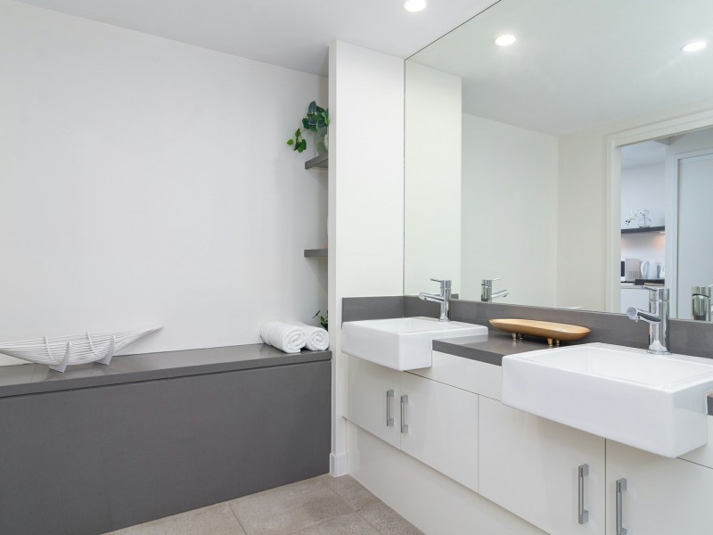 101 & 102 Sea Temple/22 Mitre Street, Port Douglas QLD 4877