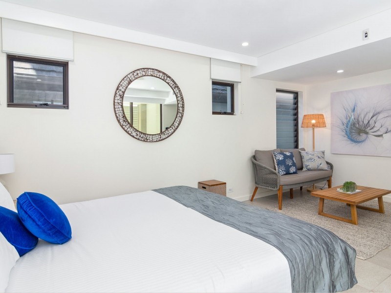 101 & 102 Sea Temple/22 Mitre Street, Port Douglas QLD 4877