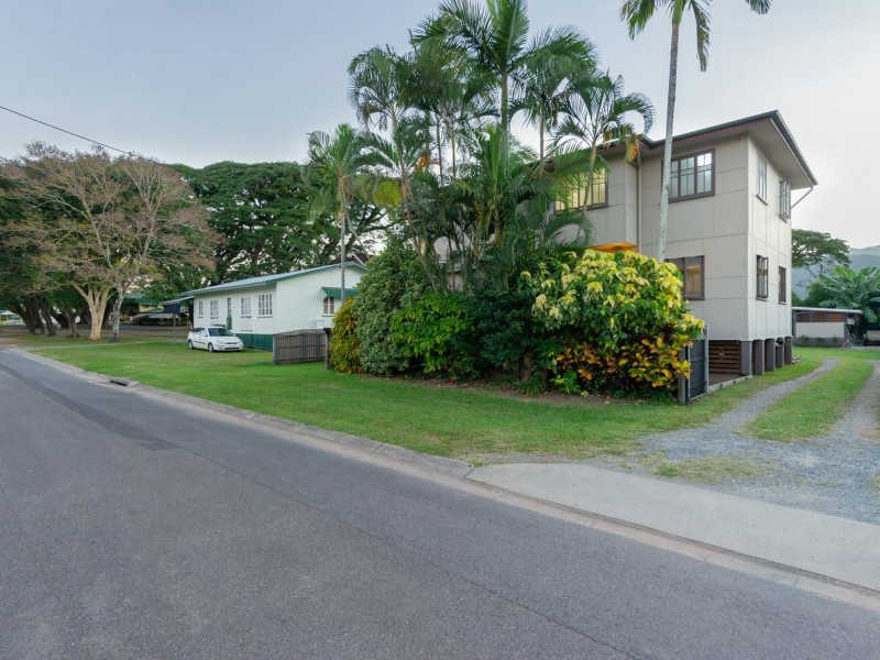 Apartment 1/8 Mossman Street, Mossman QLD 4873