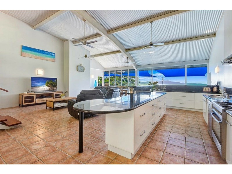 1297 Mossman Daintree Road, Rocky Point QLD 4873