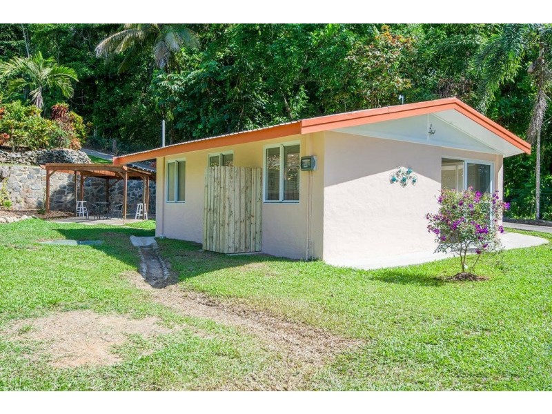 1297 Mossman Daintree Road, Rocky Point QLD 4873