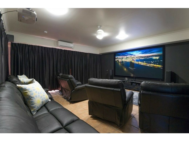 1297 Mossman Daintree Road, Rocky Point QLD 4873